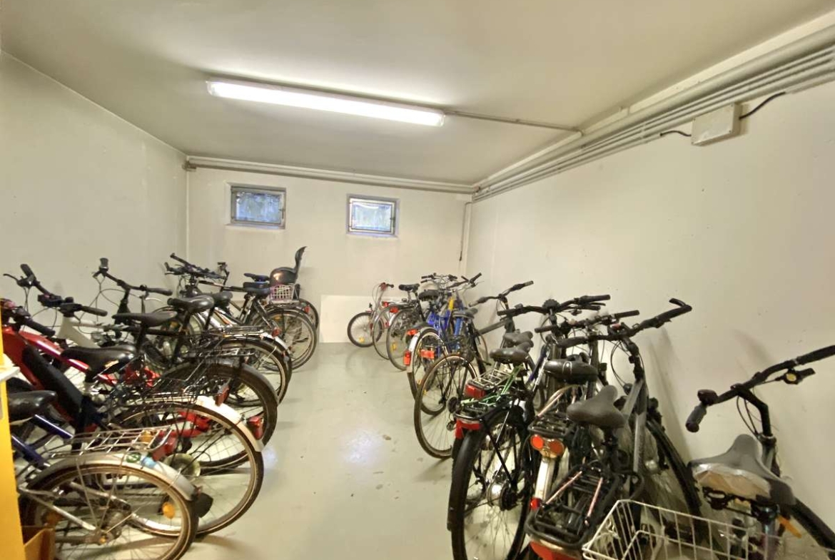 TRAUMHAFTE 3-Zi. Dachterrassenwohnung “AM Weiher” in USH