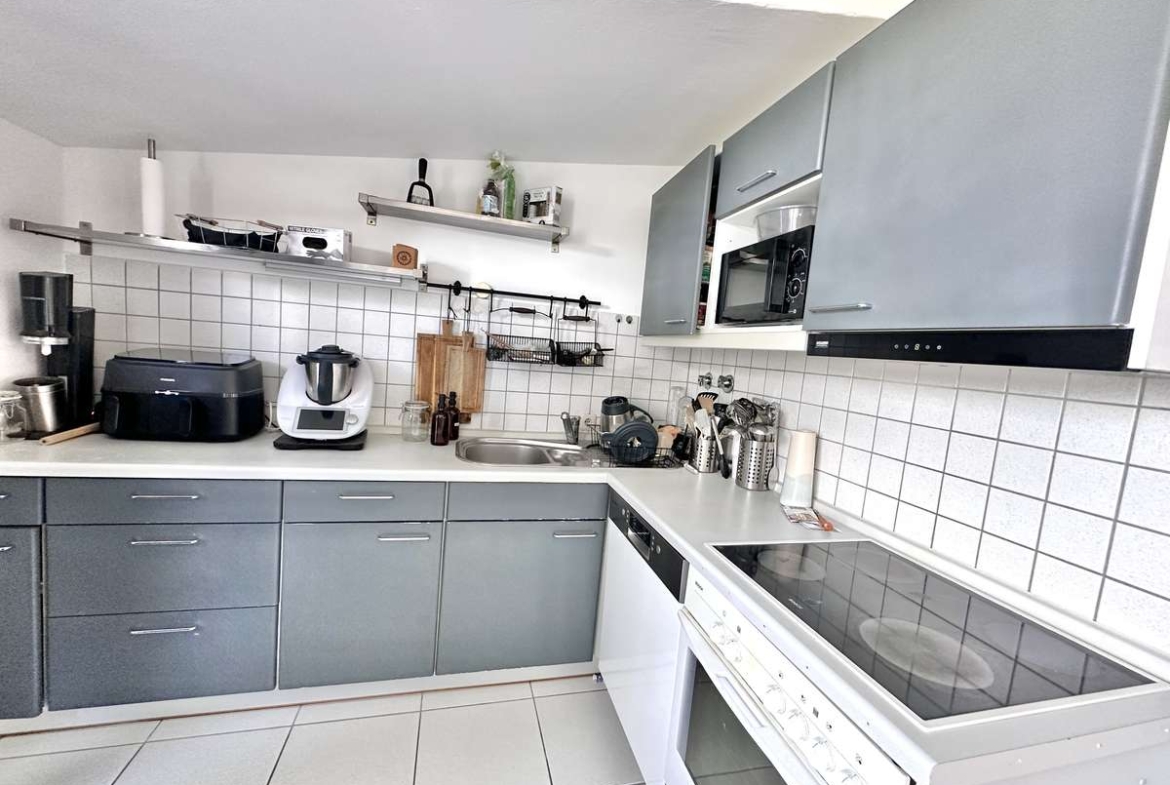 TRAUMHAFTE 3-Zi. Dachterrassenwohnung “AM Weiher” in USH