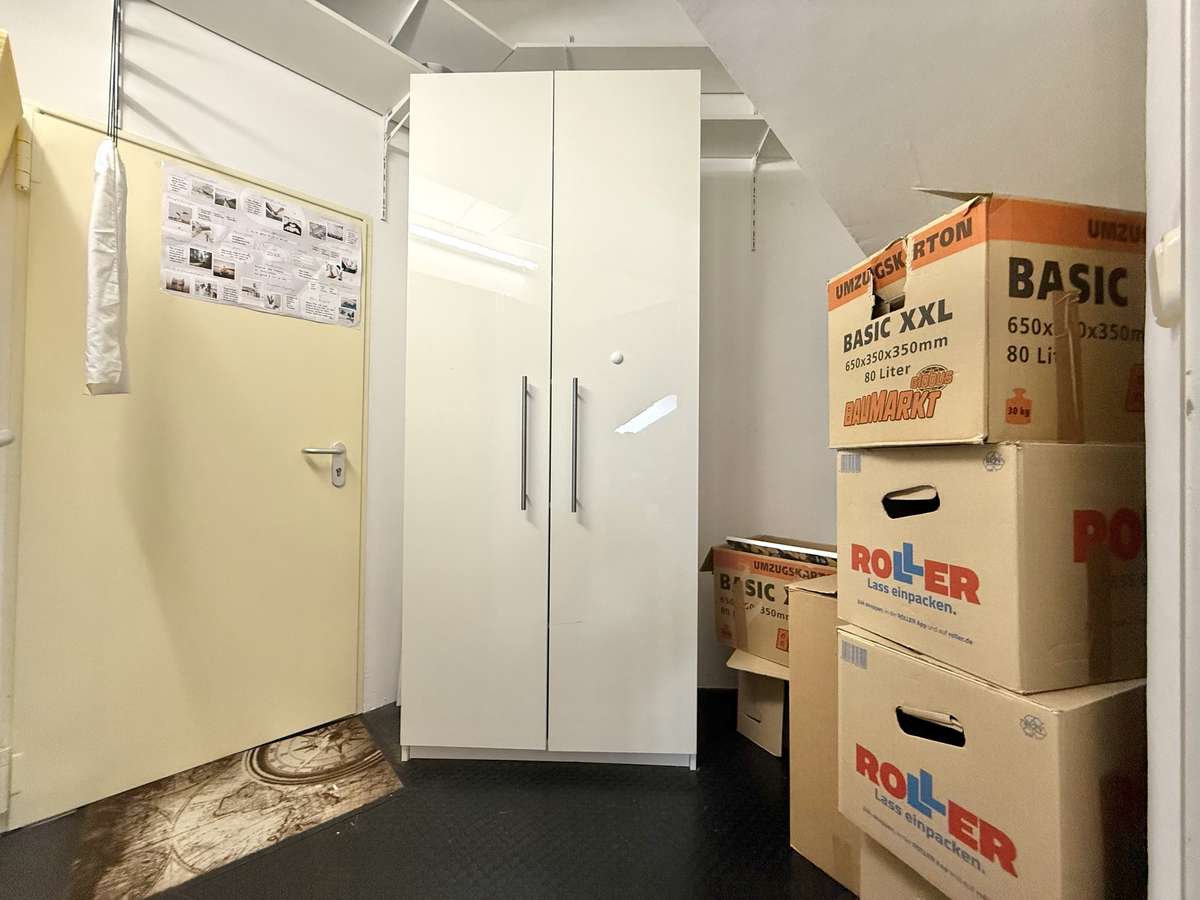 Helle und freundliche 2,5-Zi.-Galeriewohnung in TOP Lage