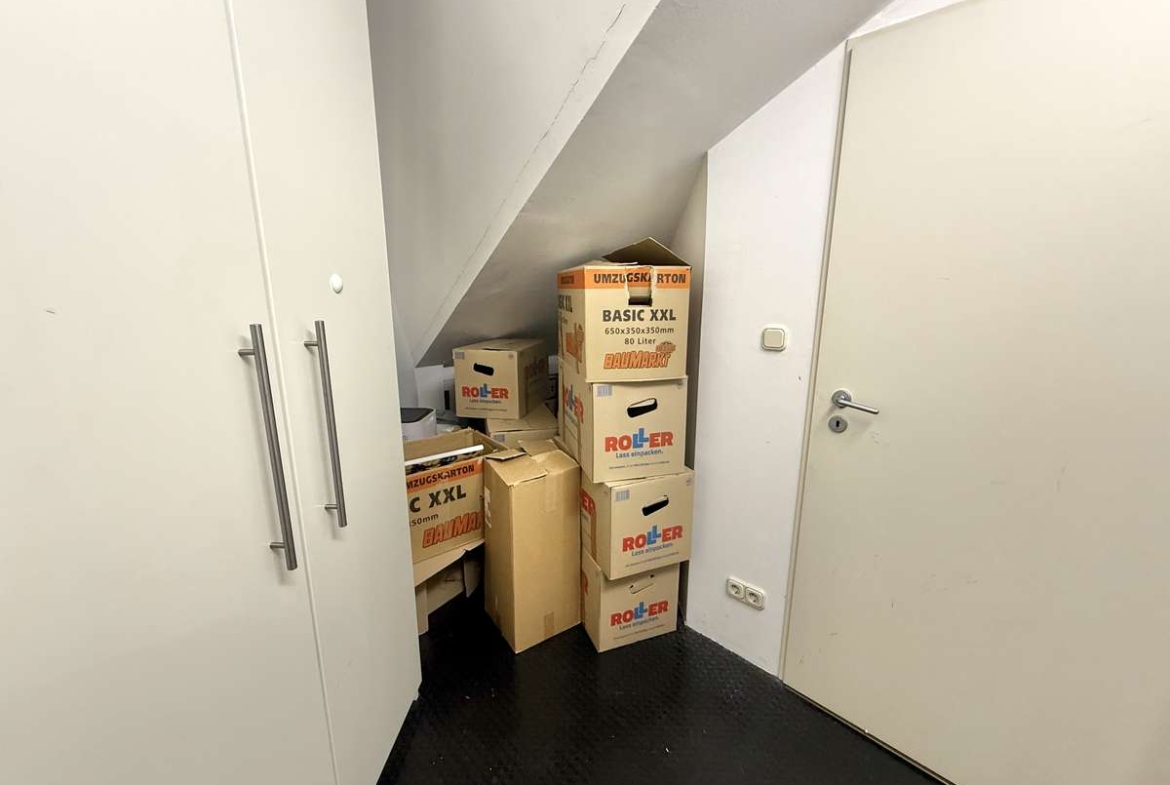 Helle und freundliche 2,5-Zi.-Galeriewohnung in TOP Lage