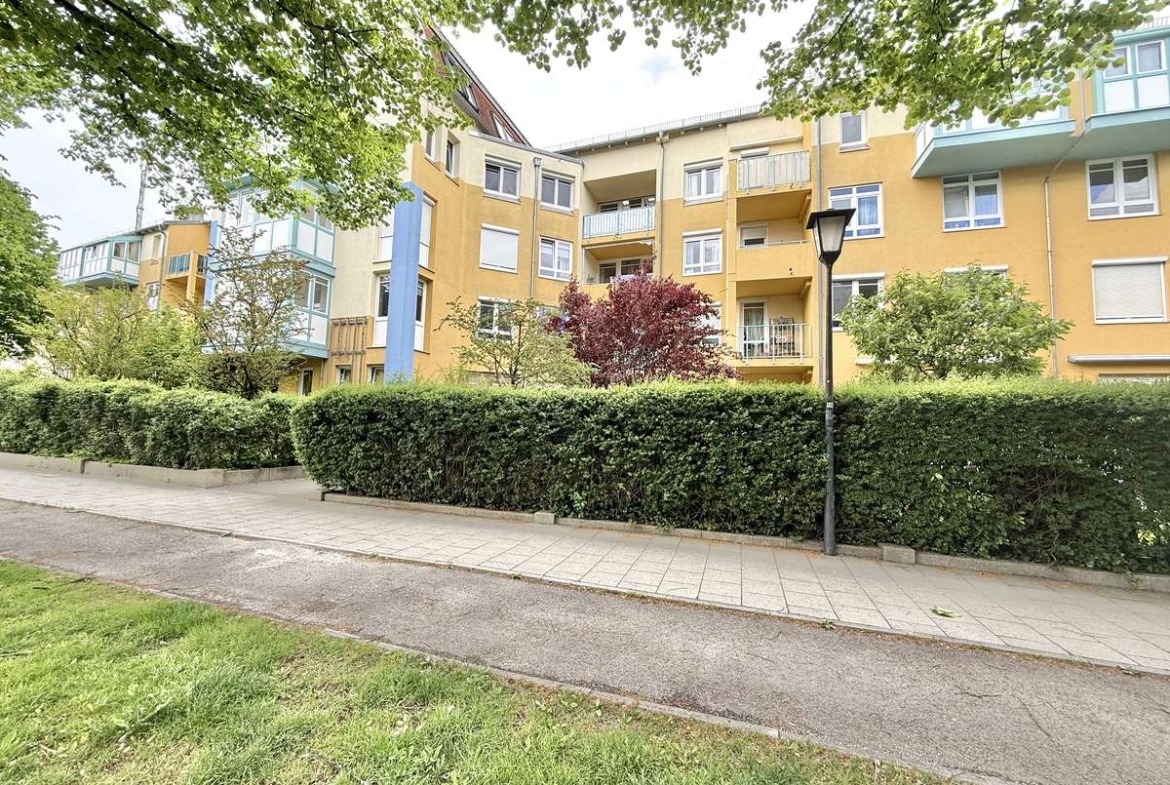 Helle und freundliche 2,5-Zi.-Galeriewohnung in TOP Lage
