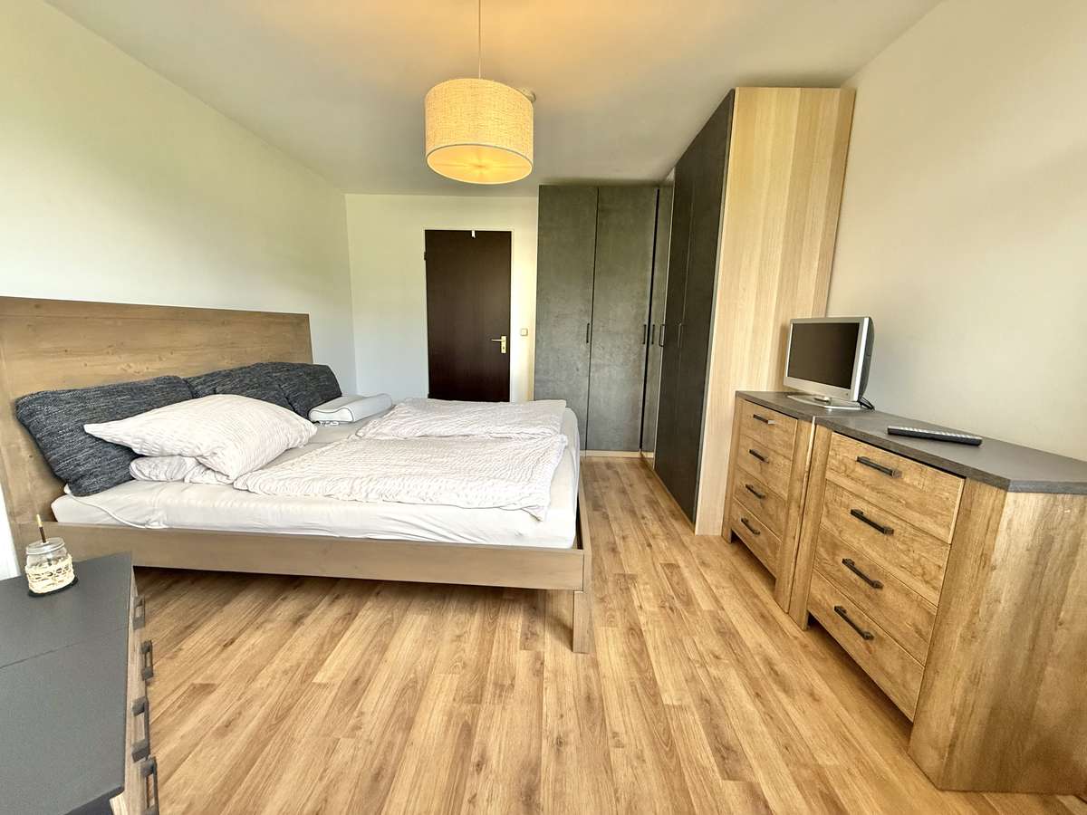Helle und freundliche 2,5-Zi.-Galeriewohnung in TOP Lage