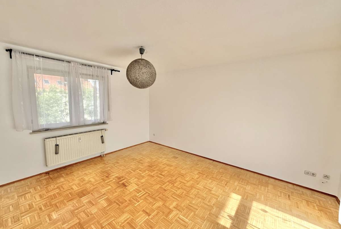 Sonnige 2-Zi.-Traum-Whg. mit gr. WEST Balkon & EBK in Erding