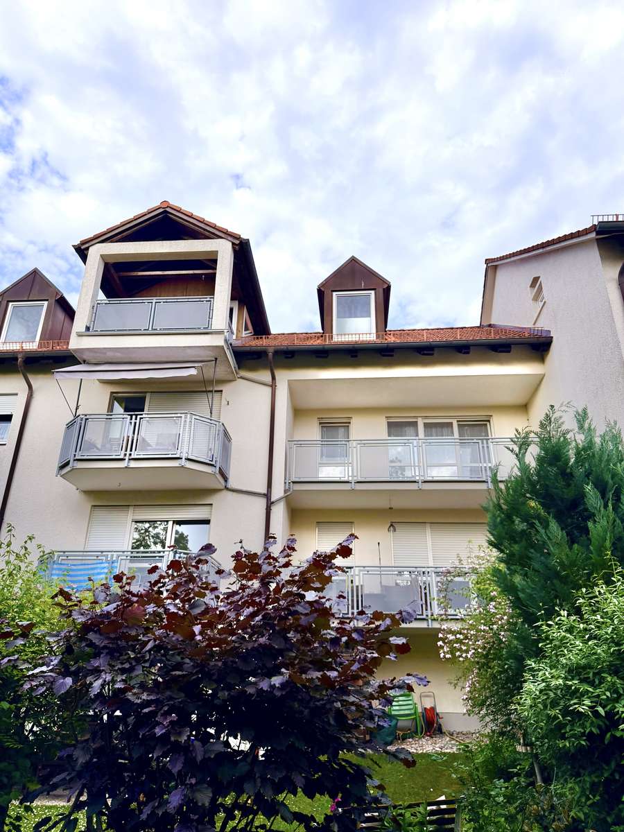 Hausansicht Sonnige 2-Zi.-Traum-Whg. mit gr. WEST Balkon & EBK in Erding
