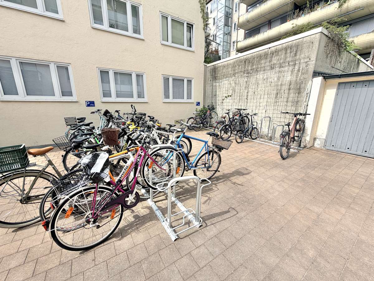 Sonnige 1-Zi.-DACHTERRASSENWHG. in TOP-Lage Schwabing / Maxvorstadt