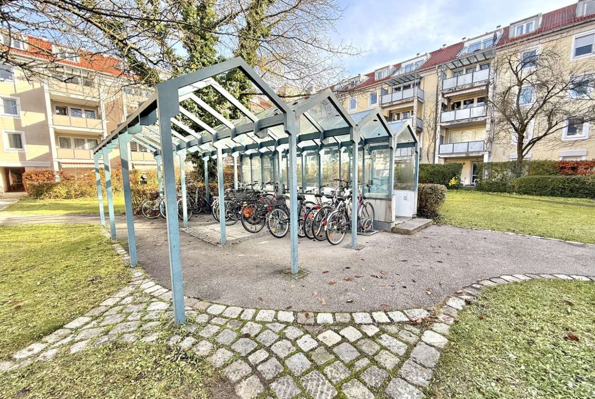 TOP geschnittene 3-Zi.-Whg. mit sonnigem Südwest-Balkon in Unterschleißheim / Nh. S1