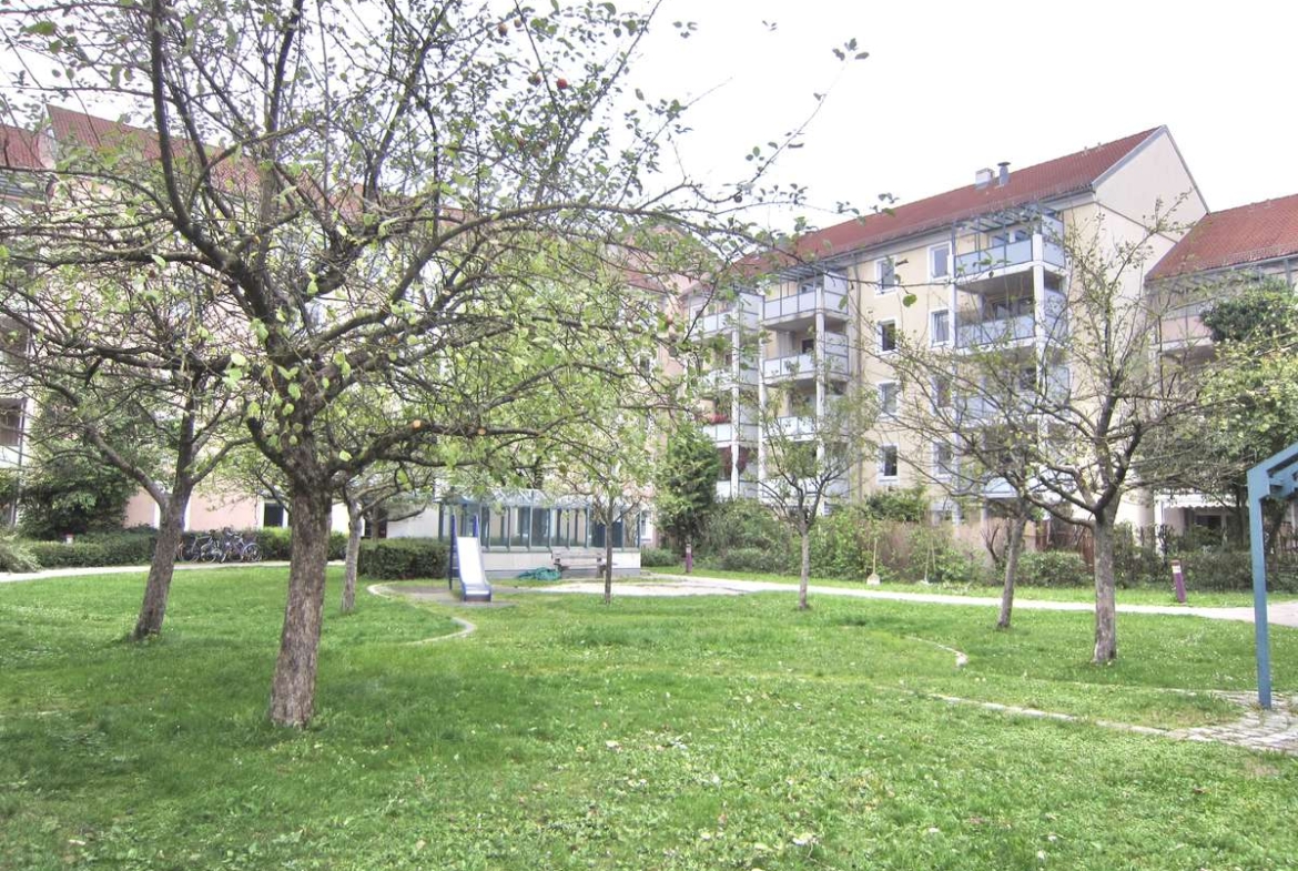 TOP geschnittene 3-Zi.-Whg. mit sonnigem Südwest-Balkon in Unterschleißheim / Nh. S1