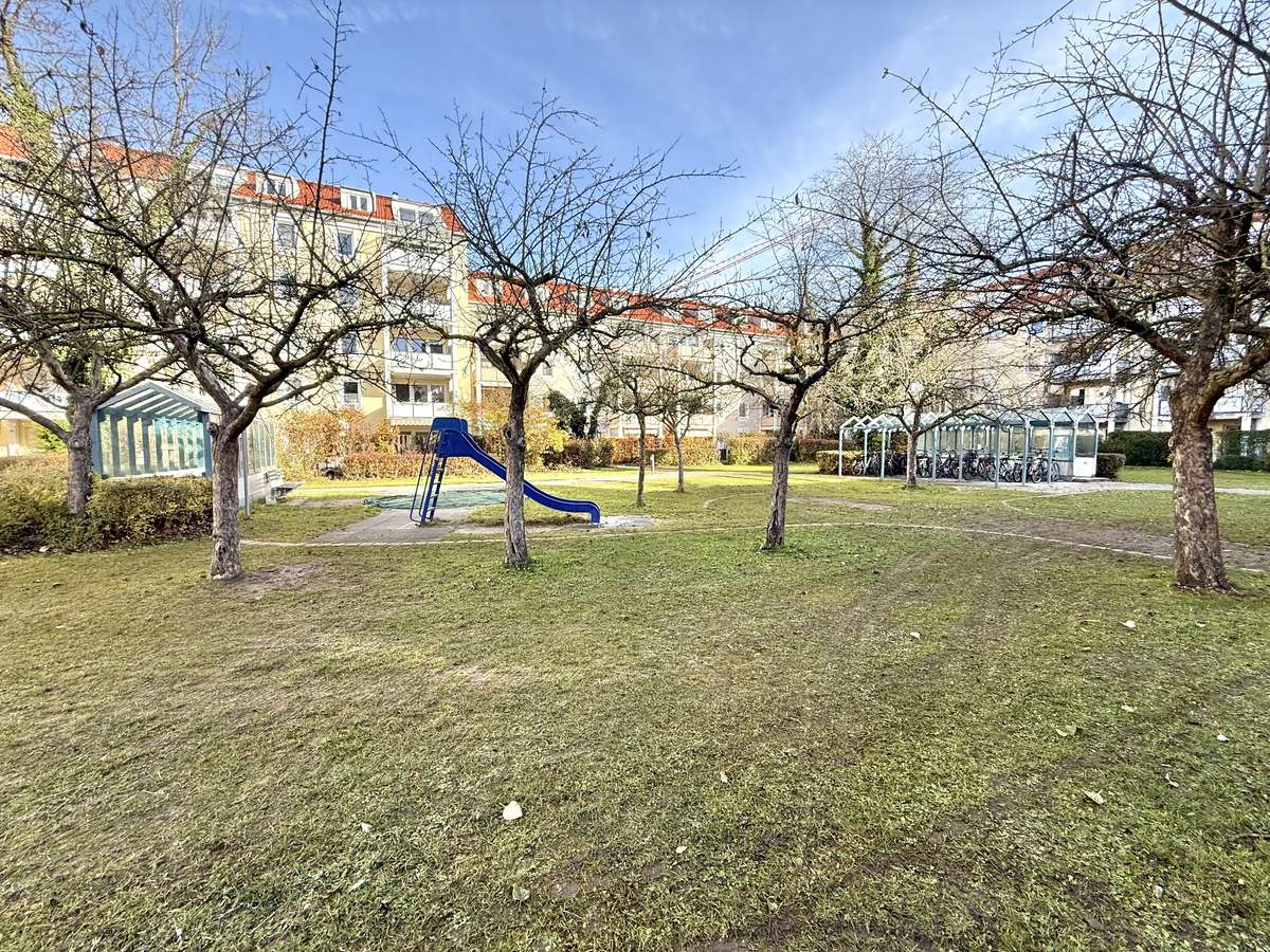 TOP geschnittene 3-Zi.-Whg. mit sonnigem Südwest-Balkon in Unterschleißheim / Nh. S1