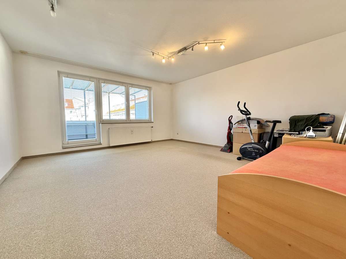 TOP geschnittene 3-Zi.-Whg. mit sonnigem Südwest-Balkon in Unterschleißheim / Nh. S1