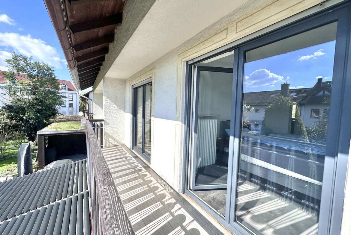 TOP renovierte DHH mit 6 Zi. + Hobbyraum, Südwestbalkon und Traumgarten in USH /Nh. S1