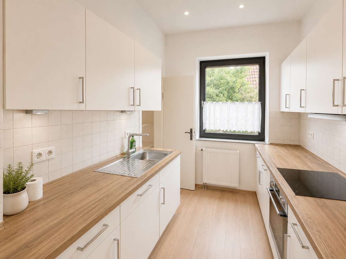 Küche -Leihgabe- Ihr neues Familienzuhause – 3 Zi. Whg. mit Garten zum Wohlfühlen