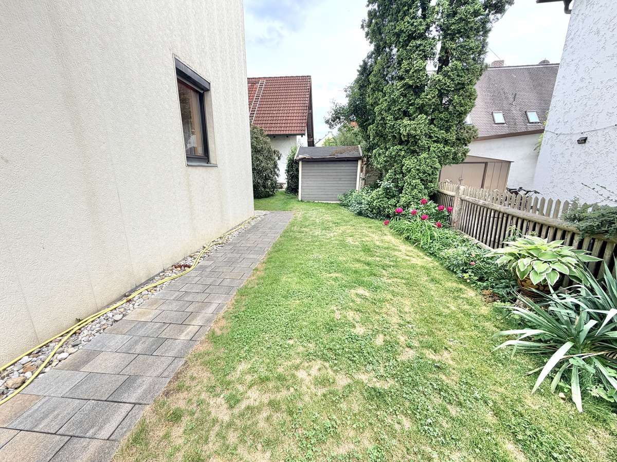 Garten Ihr neues Familienzuhause – 3 Zi. Whg. mit Garten zum Wohlfühlen