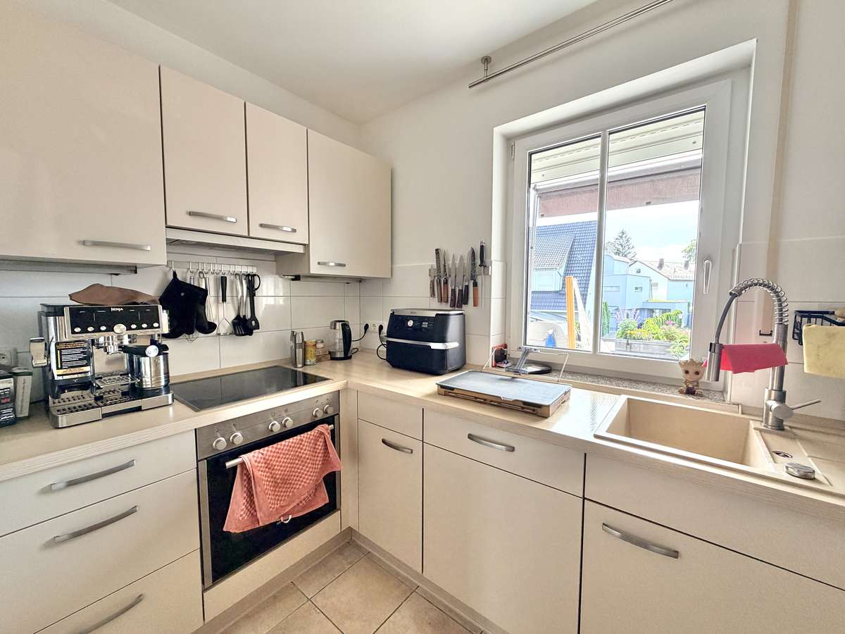 Moderne 2-Zi. -Whg. in ruhiger Lage mit sonnigem Westbalkon & EBK in Kleinhadern