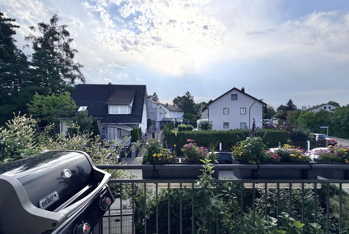 Moderne 2-Zi. -Whg. in ruhiger Lage mit sonnigem Westbalkon & EBK in Kleinhadern