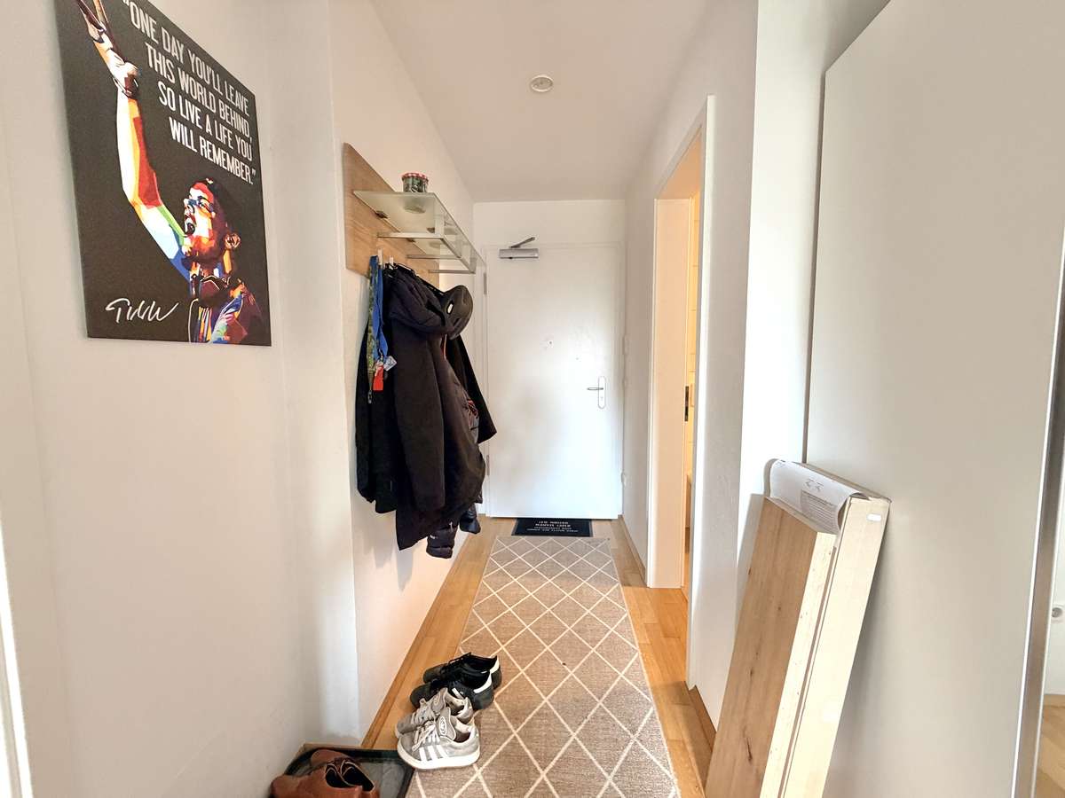 Moderne 2-Zi. -Whg. in ruhiger Lage mit sonnigem Westbalkon & EBK in Kleinhadern
