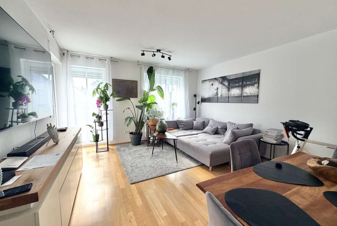Moderne 2-Zi. -Whg. in ruhiger Lage mit sonnigem Westbalkon & EBK in Kleinhadern