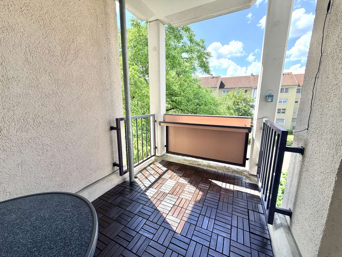 Pärchenwohnung mit sonnigem Südbalkon & EBK / Nähe S1 USH
