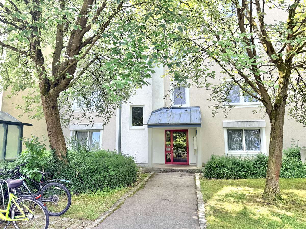 Pärchenwohnung mit sonnigem Südbalkon & EBK / Nähe S1 USH