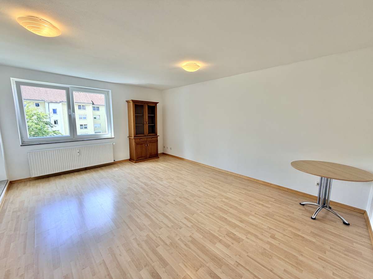 Pärchenwohnung mit sonnigem Südbalkon & EBK / Nähe S1 USH