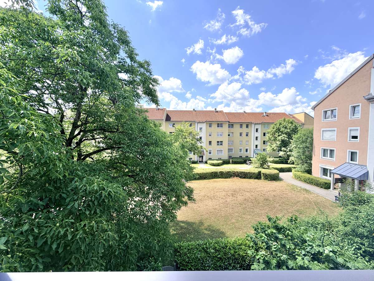 Pärchenwohnung mit sonnigem Südbalkon & EBK / Nähe S1 USH