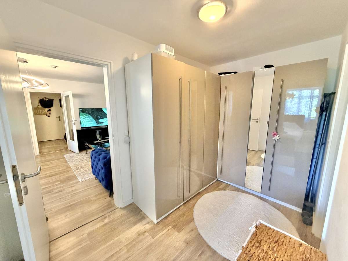 Ausblick ZWEITBEZUG nach Sanierung – 2,5-Zi-Whg mit West-Blk in Oberschleißheim / Nh. S1