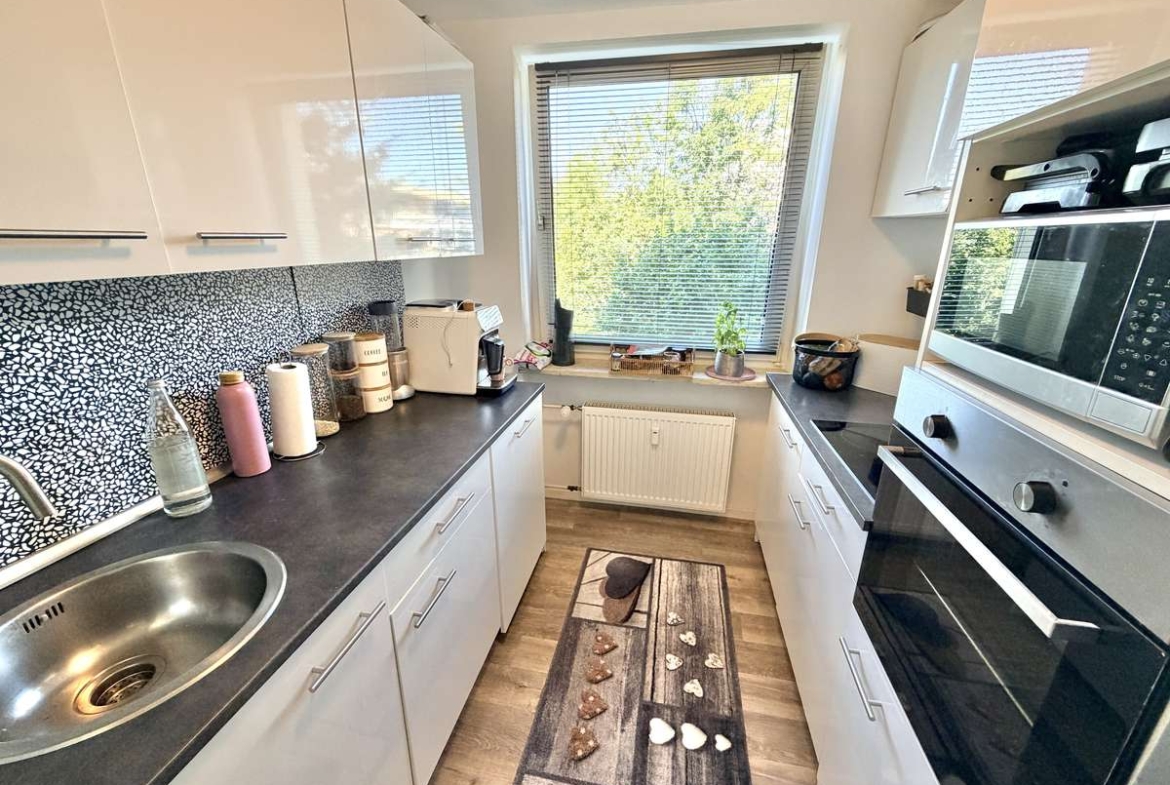 ZWEITBEZUG nach Sanierung – 2,5-Zi-Whg mit West-Blk in Oberschleißheim / Nh. S1