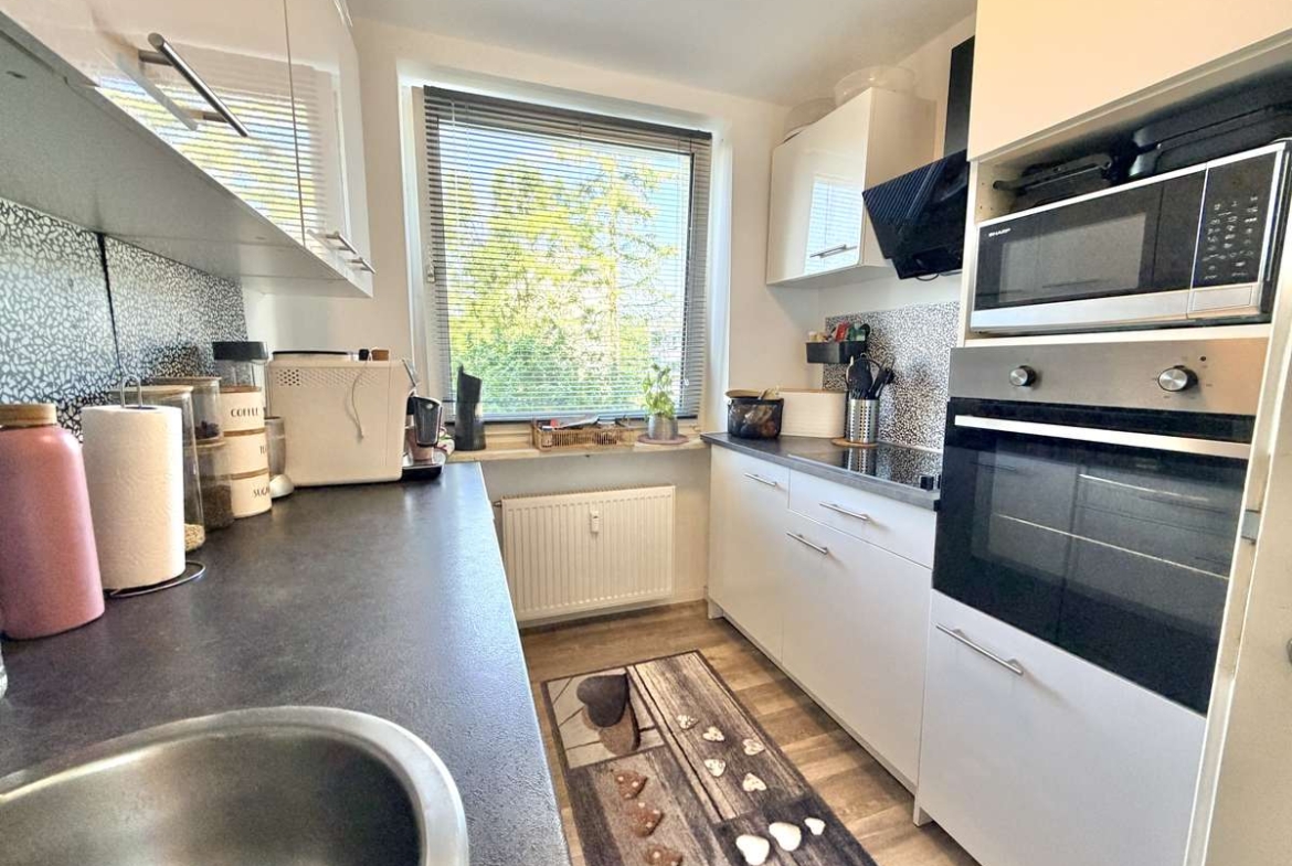 ZWEITBEZUG nach Sanierung – 2,5-Zi-Whg mit West-Blk in Oberschleißheim / Nh. S1