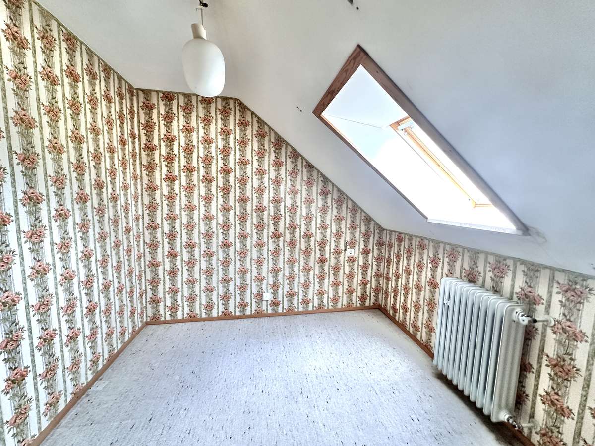 Sonniger Familientraum mit Potenzial zur individuellen Gestaltung in USH /  S1