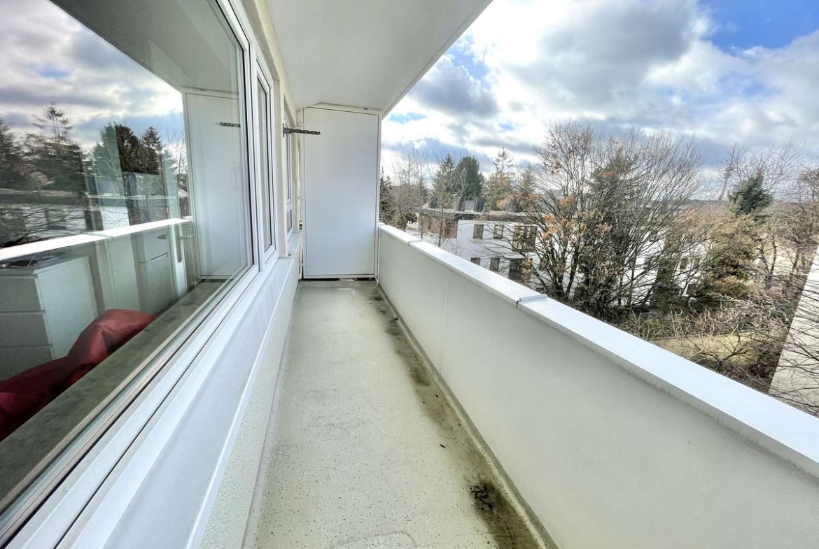 Sonnige und ruhige 1-Zi. Whg. mit großem Westbalkon und Blick ins Grüne