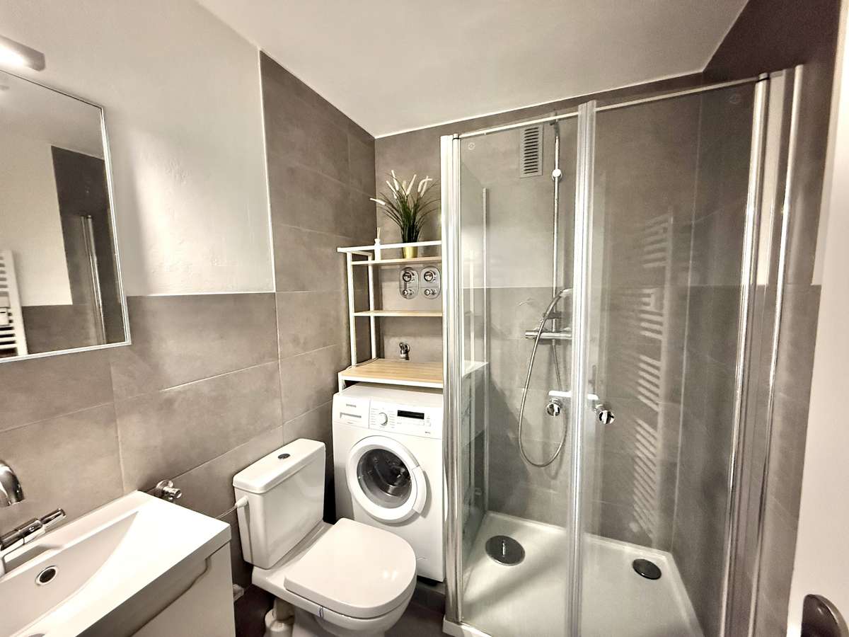 Badezimmer Sonnige und ruhige 1-Zi. Whg. mit großem Westbalkon und Blick ins Grüne