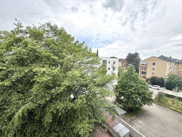 Sonnige und ruhige 1-Zi. Whg. mit großem Westbalkon und Blick ins Grüne