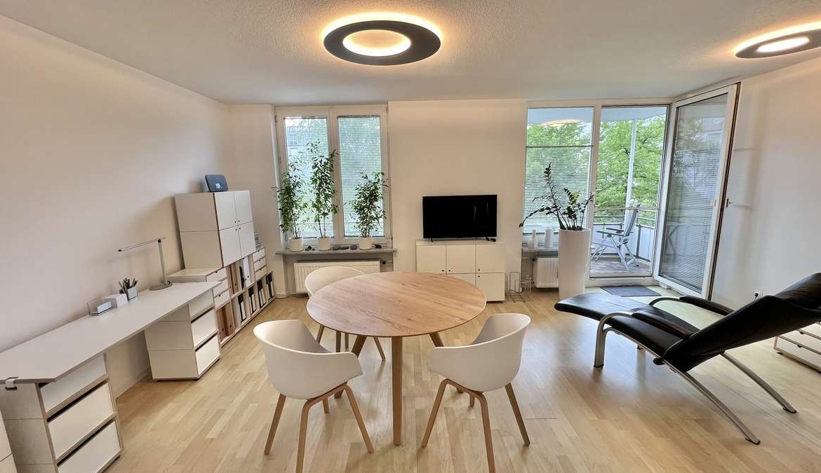 2-Zi.-Whg. mit Westbalkon – Helles Zuhause in attraktiver Lage