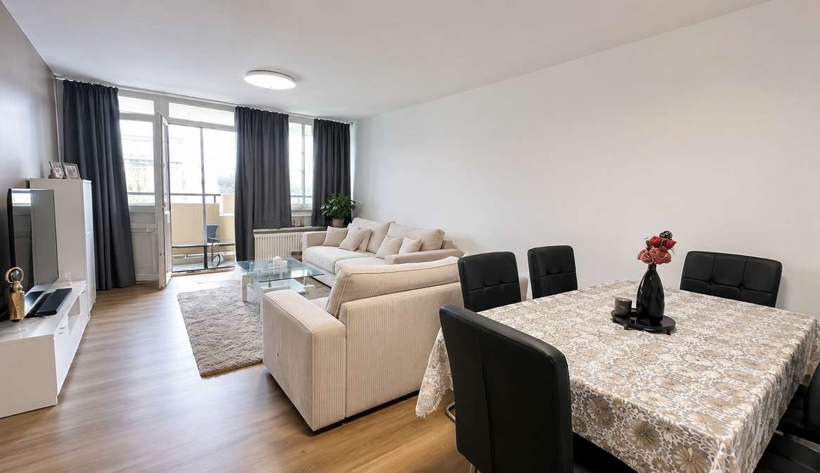 TOP geschnittene 3-Zi. Whg. in Unterschleißheim mit Pool & Sauna