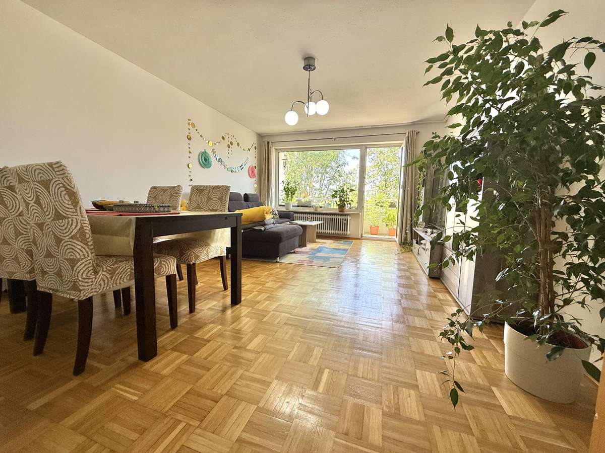 Ein Zuhause zum Aufwachsen – sonnige 3-Zi. Familienwohnung in Eching, Nh S1