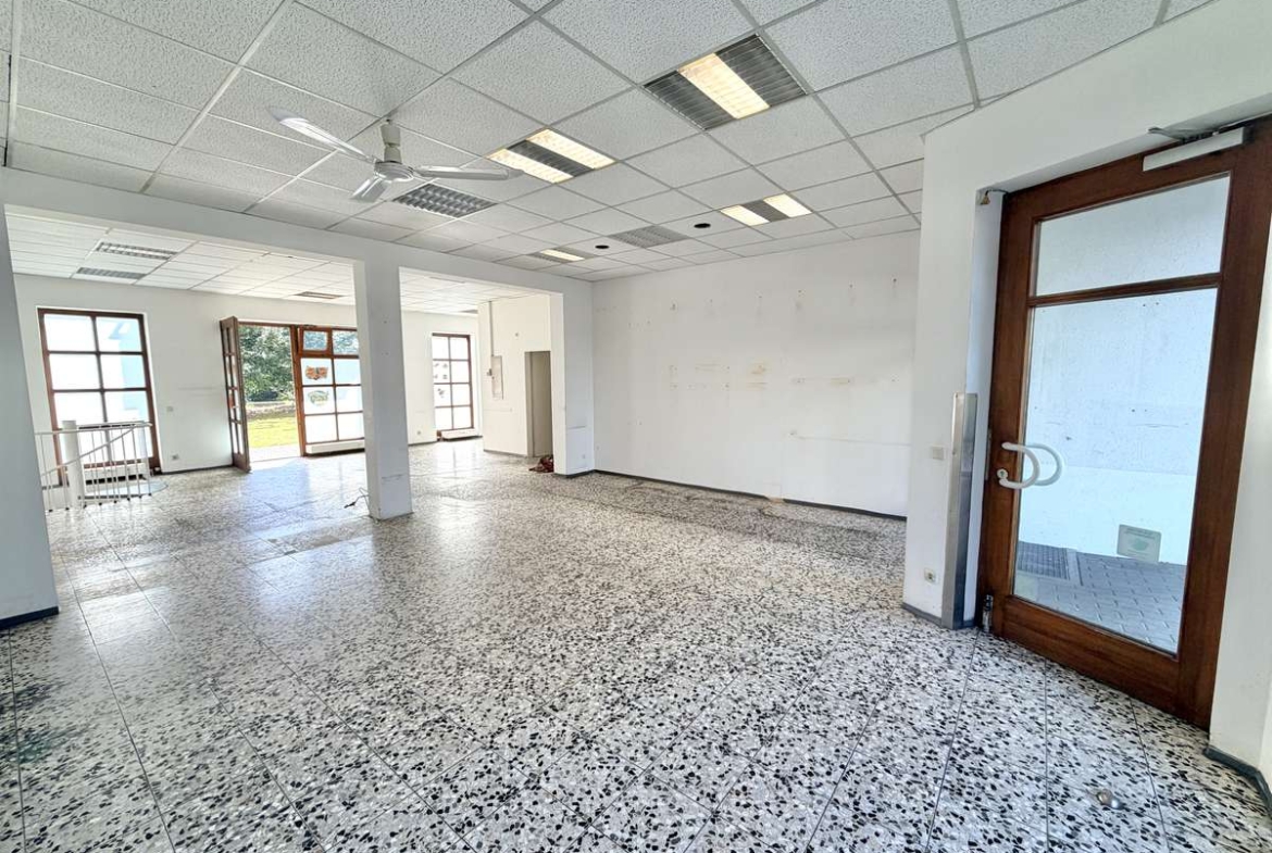 Vielseitig nutzbare Gewerbefläche mit ca. 100 m² in zentraler Lage
