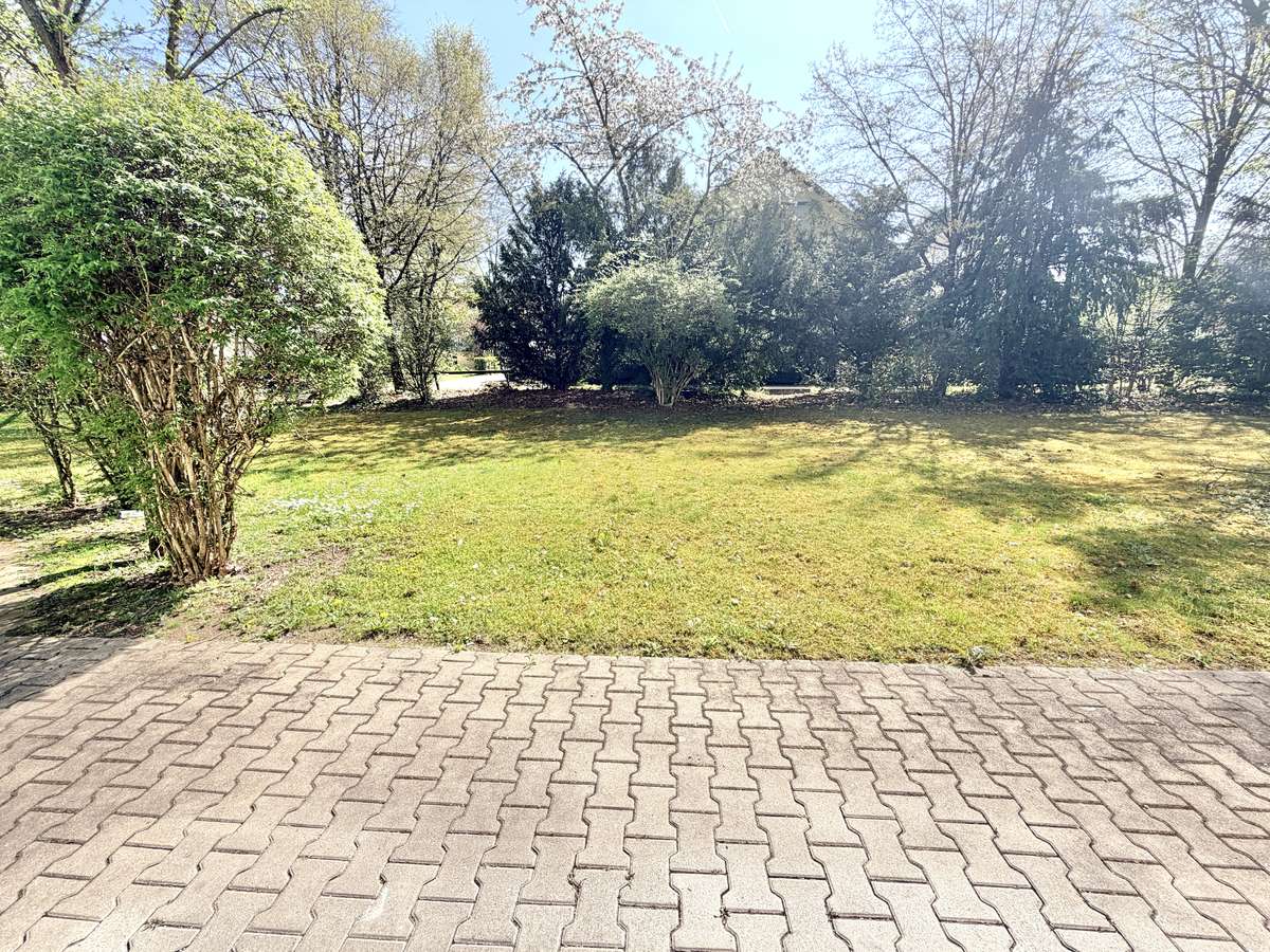 Vielseitig nutzbare Gewerbefläche mit ca. 100 m² in zentraler Lage