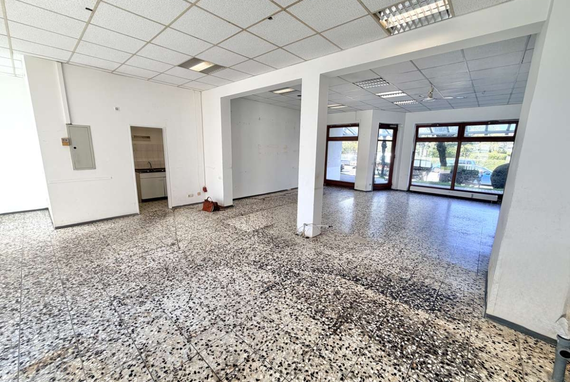 Vielseitig nutzbare Gewerbefläche mit ca. 100 m² in zentraler Lage