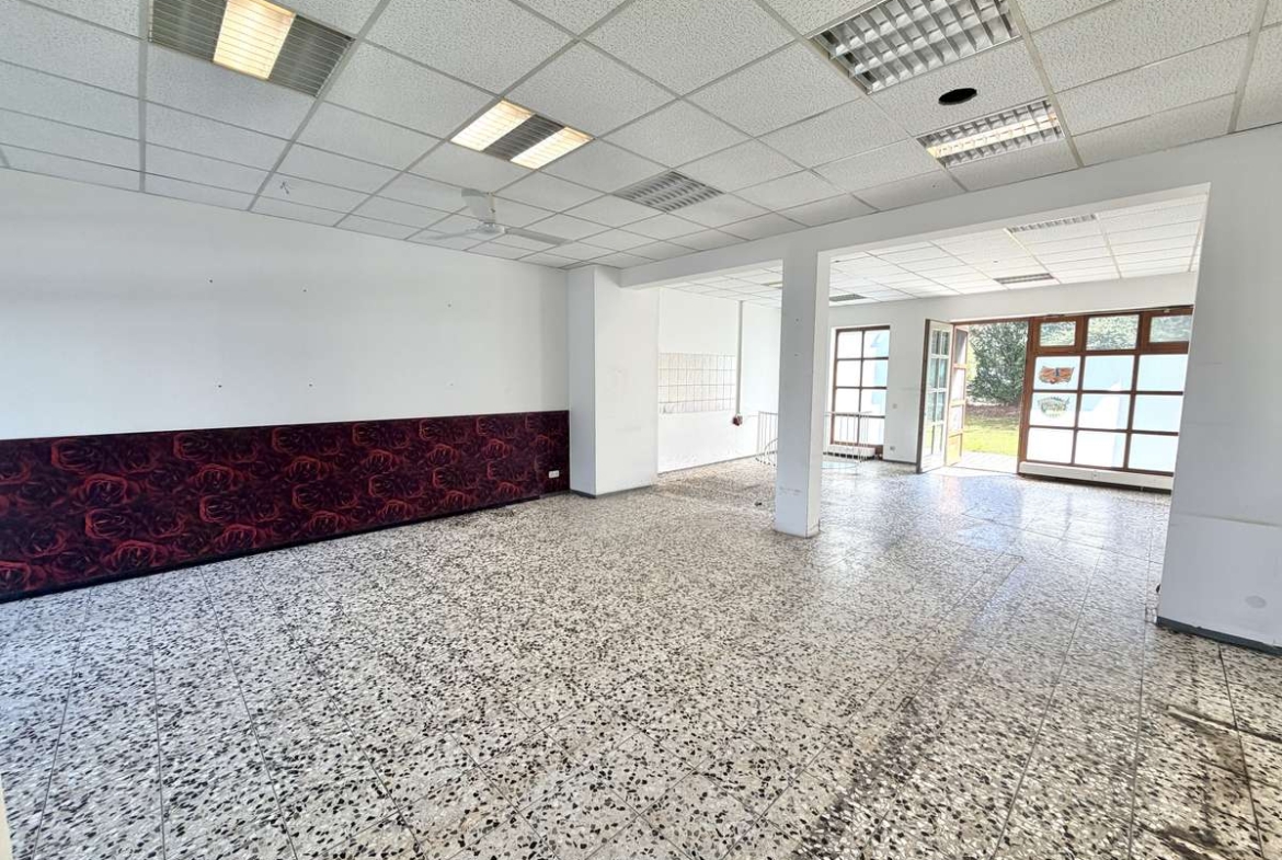 Vielseitig nutzbare Gewerbefläche mit ca. 100 m² in zentraler Lage