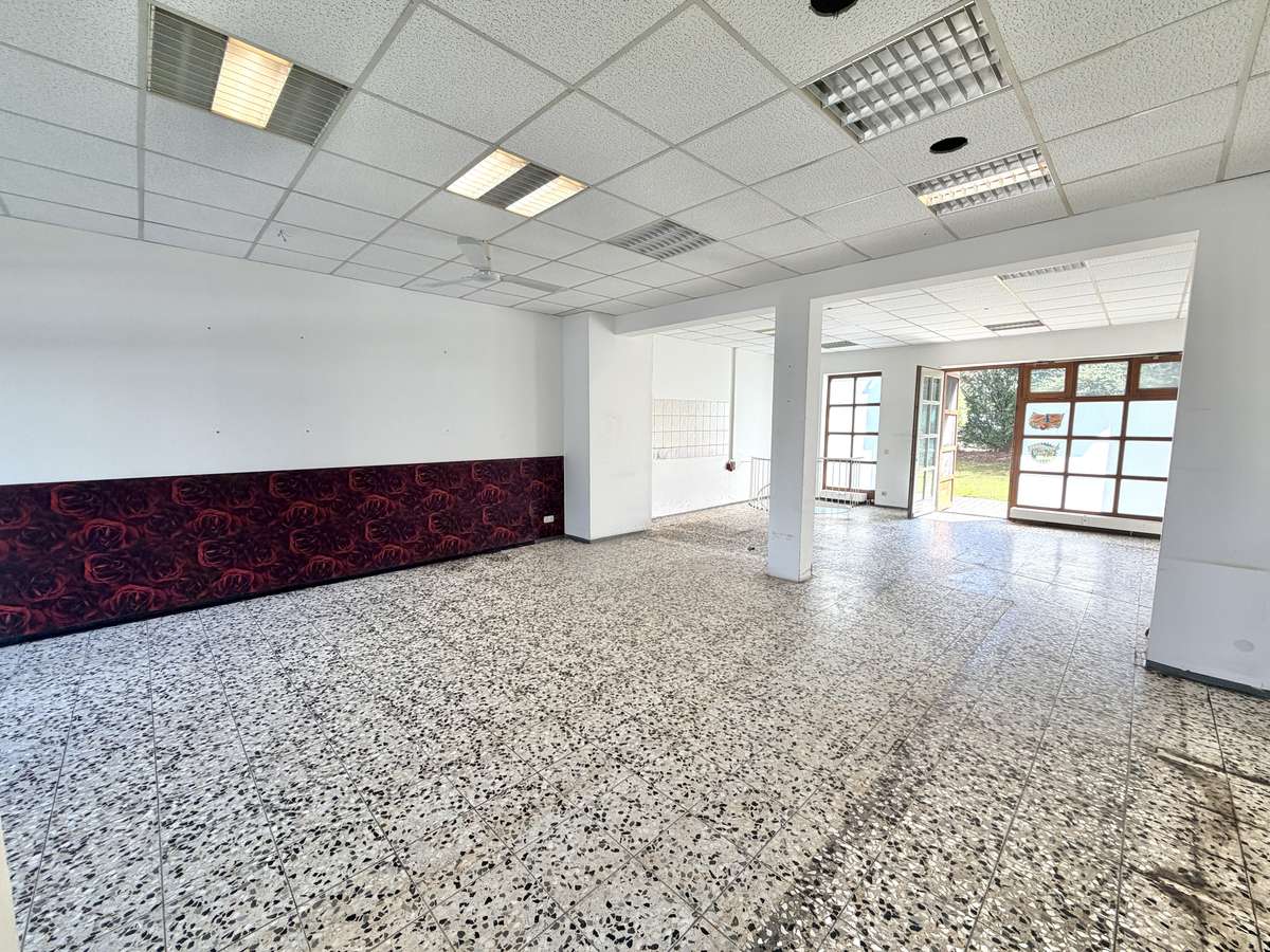 Vielseitig nutzbare Gewerbefläche mit ca. 100 m² in zentraler Lage
