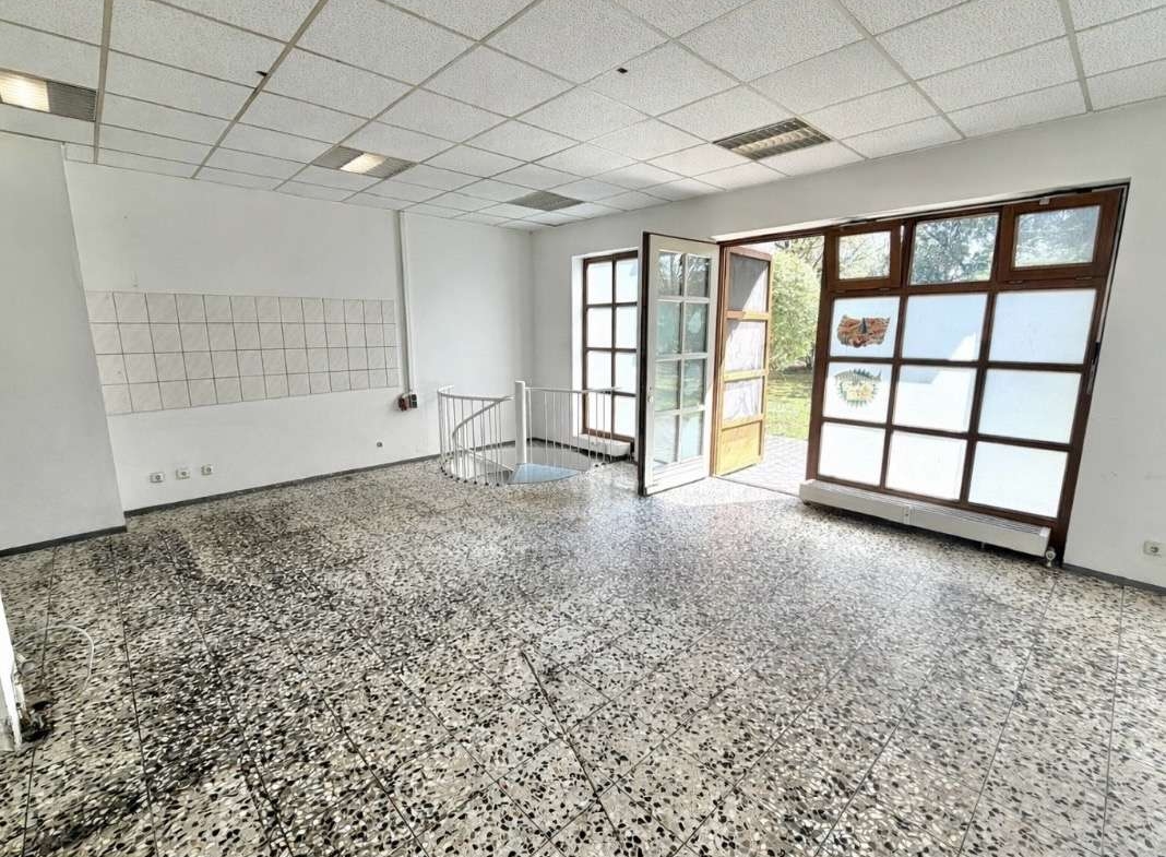 Vielseitig nutzbare Gewerbefläche mit ca. 100 m² in zentraler Lage