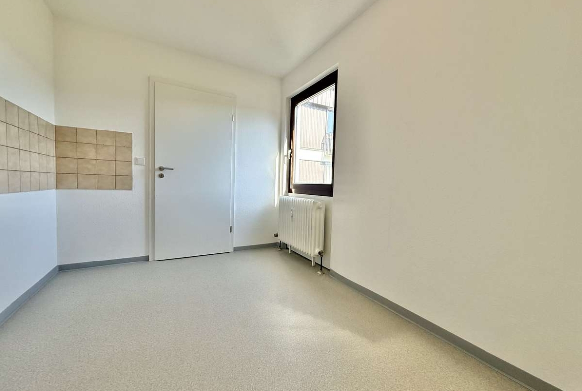 Renovierte 2,5-Zi.-Whg. in S-Bahn Nähe (S1)