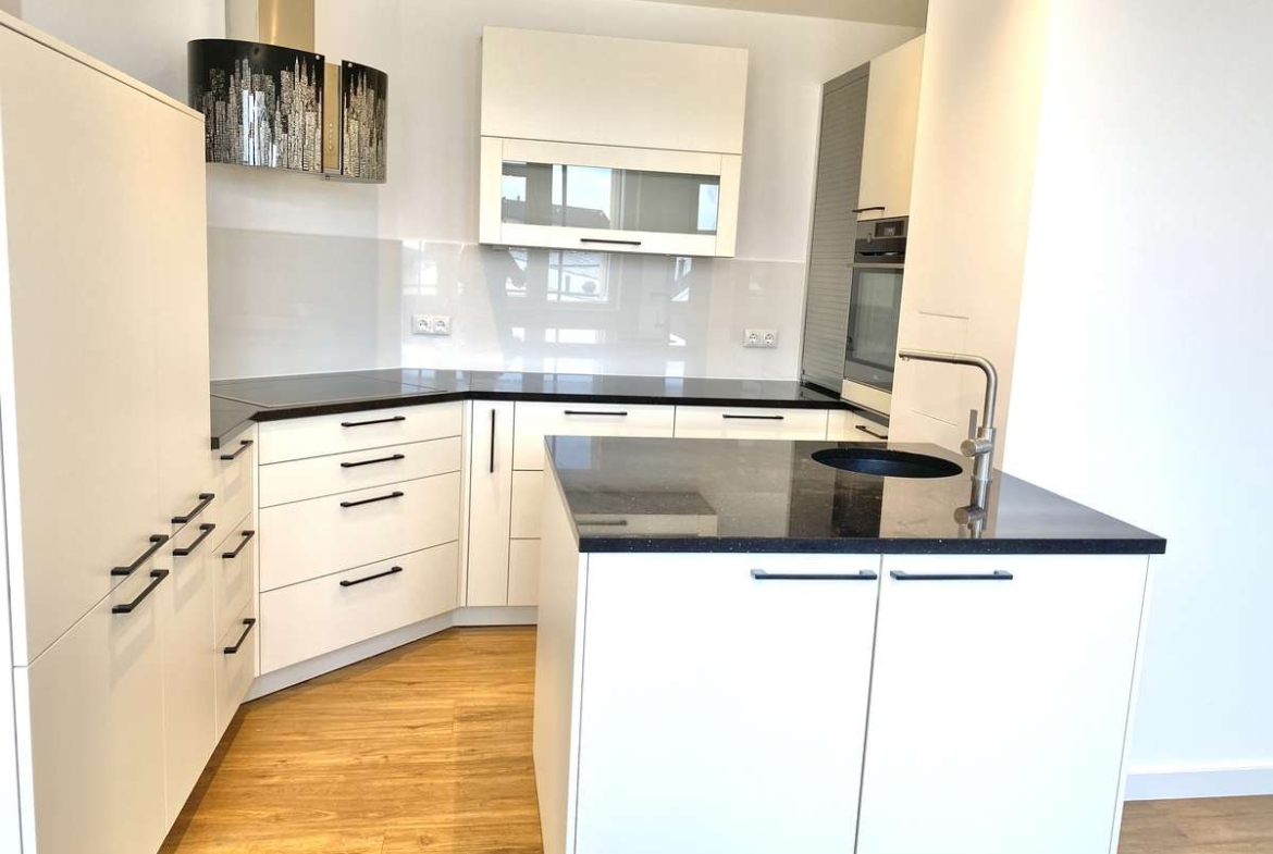 * LUXUS PUR * Sonnige und ruhige 3-Zi. DACHTERRASSEN-Whg. /Nh. S1