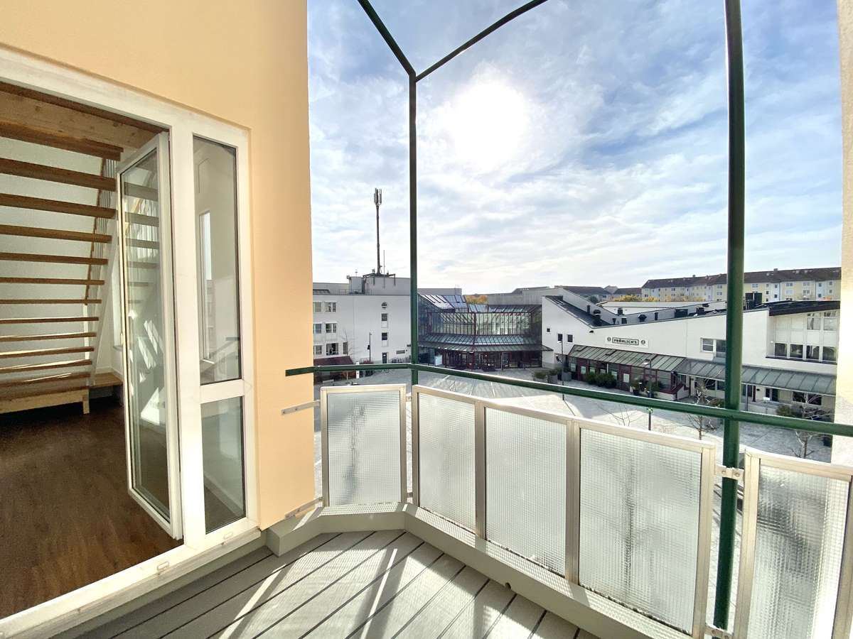 * LUXUS PUR * Sonnige und ruhige 3-Zi. DACHTERRASSEN-Whg. /Nh. S1
