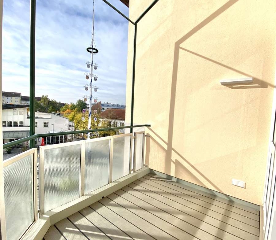 * LUXUS PUR * Sonnige und ruhige 3-Zi. DACHTERRASSEN-Whg. /Nh. S1
