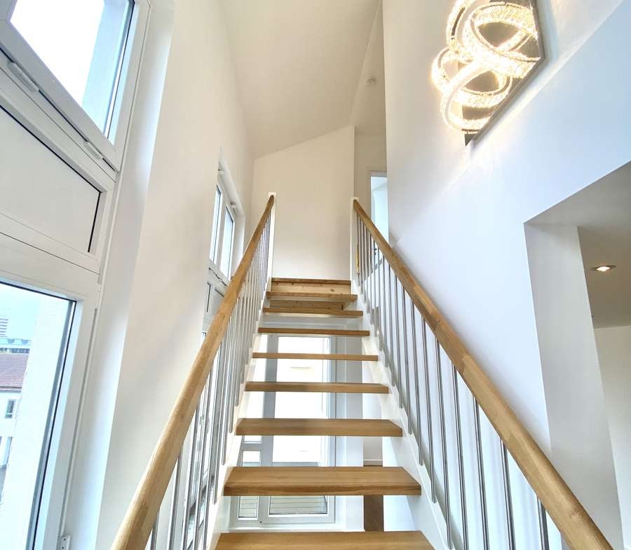* LUXUS PUR * Sonnige und ruhige 3-Zi. DACHTERRASSEN-Whg. /Nh. S1