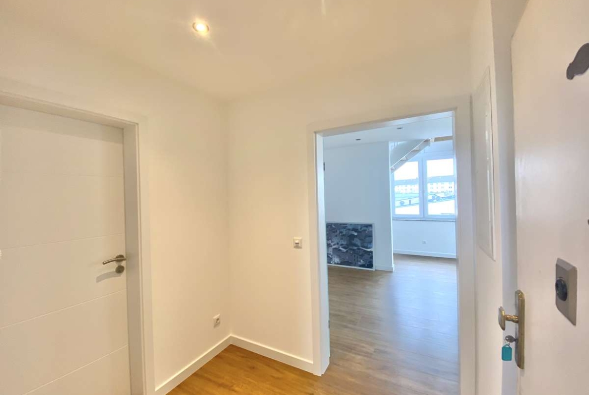 * LUXUS PUR * Sonnige und ruhige 3-Zi. DACHTERRASSEN-Whg. /Nh. S1