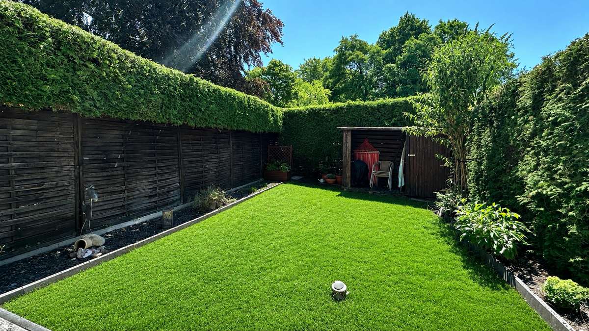 Familienfreundliche DHH mit ausgebauten Dachgeschoss und sonnigen Südost Garten