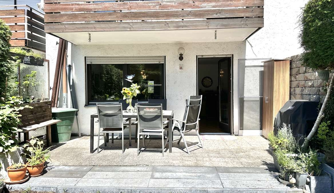 Familienfreundliche DHH mit ausgebauten Dachgeschoss und sonnigen Südost Garten
