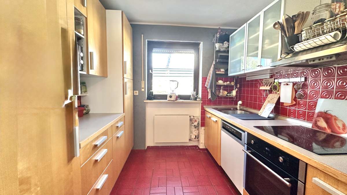 Familienfreundliche DHH mit ausgebauten Dachgeschoss und sonnigen Südost Garten
