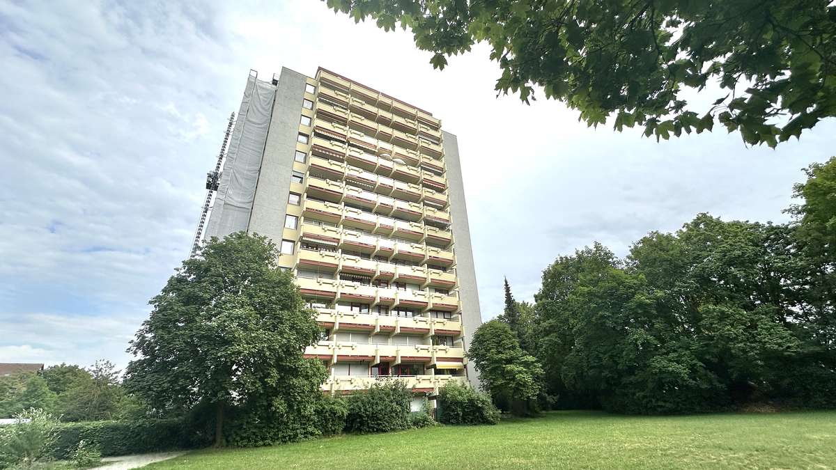 TOP geschnittene 3-Zi. Whg. in Unterschleißheim mit Pool & Sauna